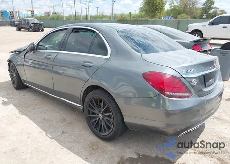 2019 Mercedes-Benz C 300 from USA, damaged, VIN 55SWF8DB2KU316568